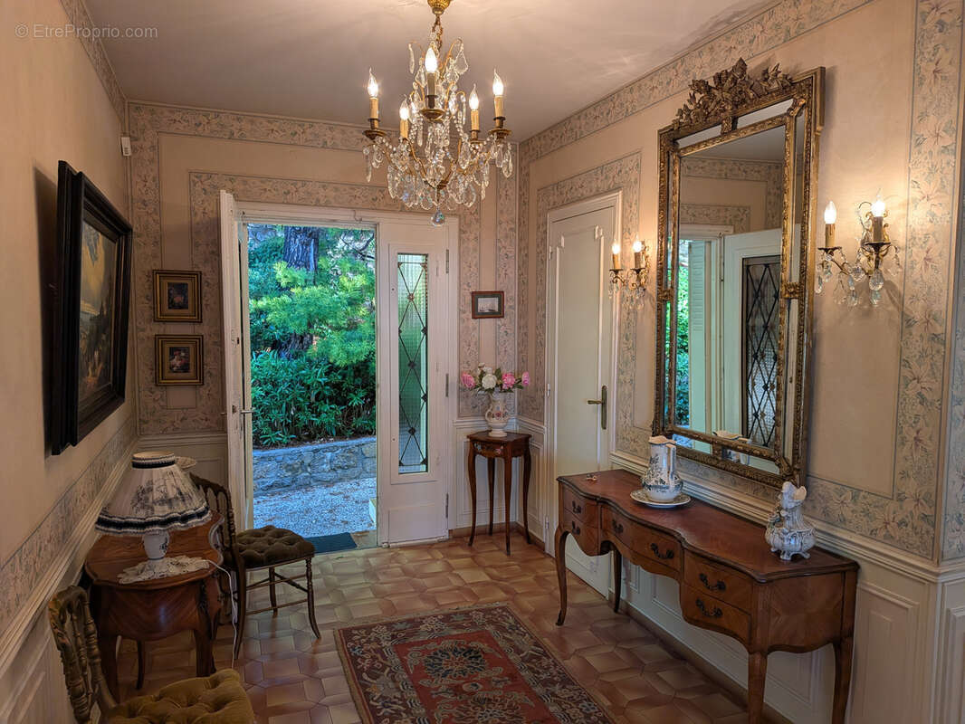 Maison à LA VALETTE-DU-VAR