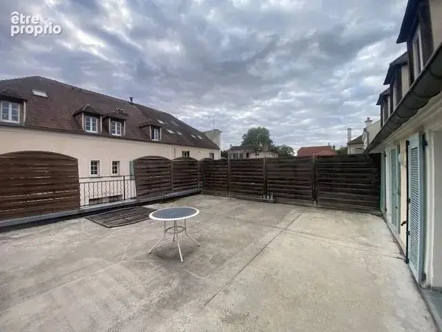 BIEVRES F2 de 48 m² avec terrasse de 50 m² - photo 3