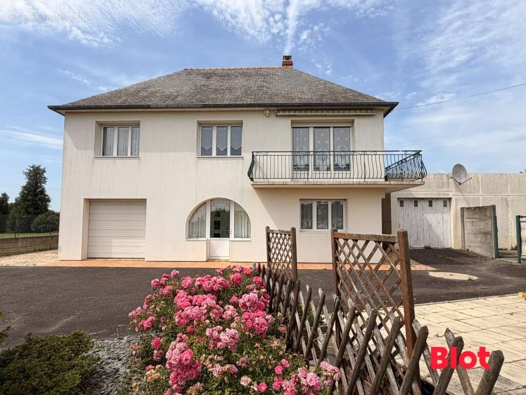 Maison à SAINT-GILLES