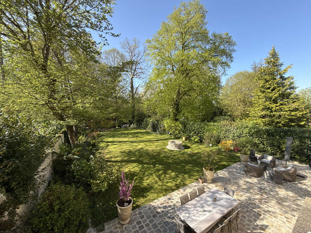 Maison à VULAINES-SUR-SEINE