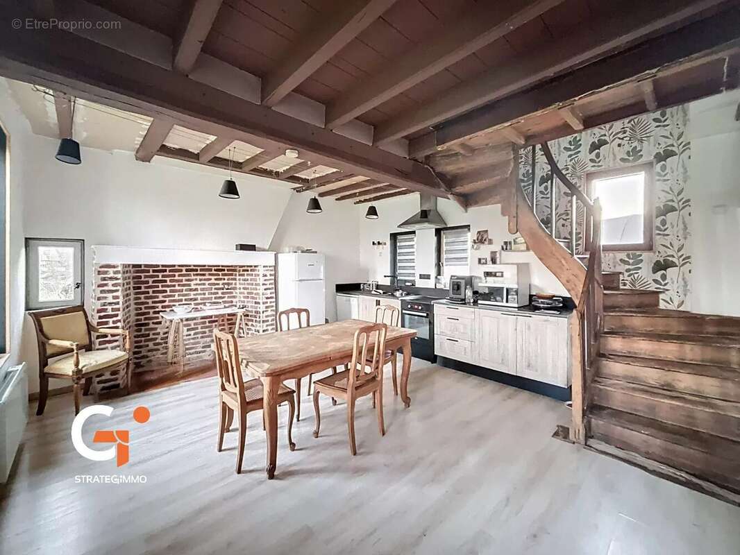 Maison à ALLOUVILLE-BELLEFOSSE