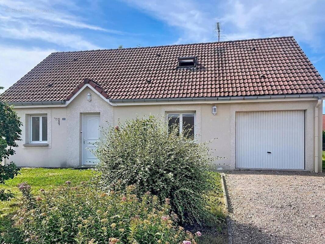 Photo 1 - Maison à GOLBEY