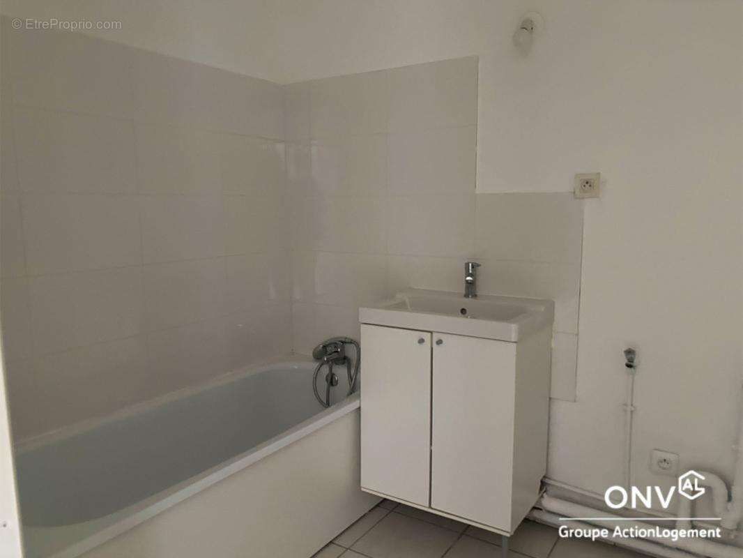 Appartement à L'ISLE-D'ABEAU