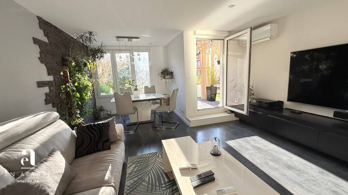 Appartement à LYON-7E