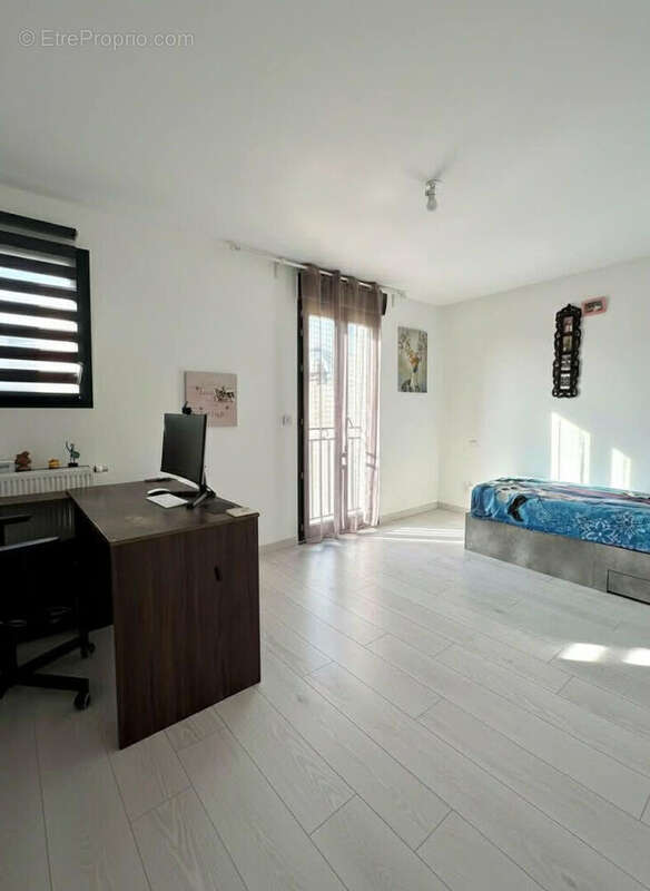 Maison à CARRIERES-SUR-SEINE