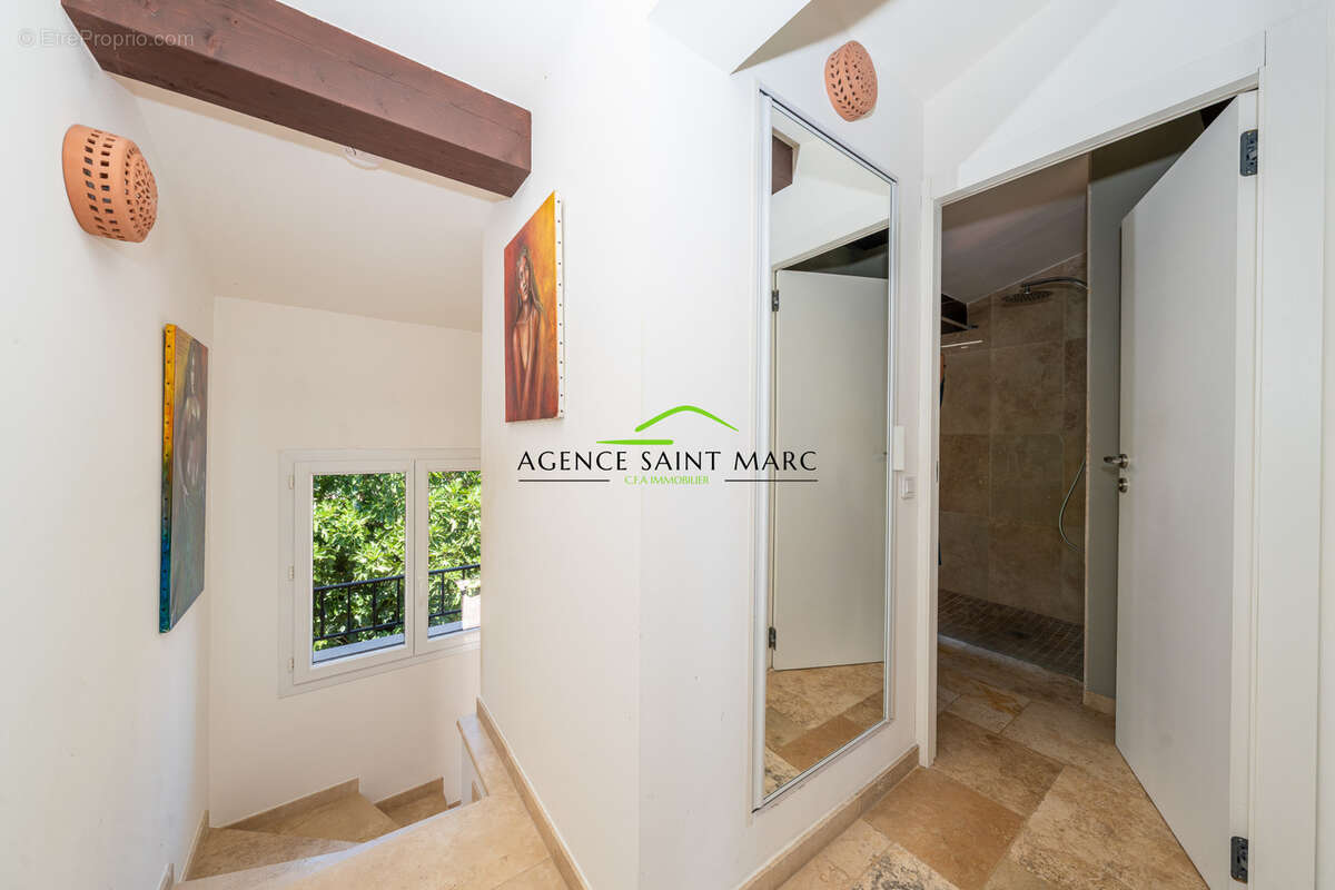 Exclusivité Spéracedès - Magnifique Duplex vue mer - photo 19