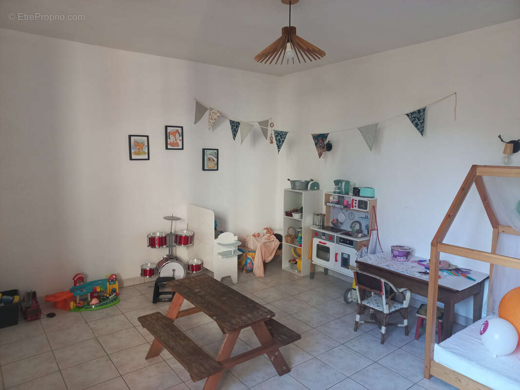 Maison à TRIE-SUR-BAISE