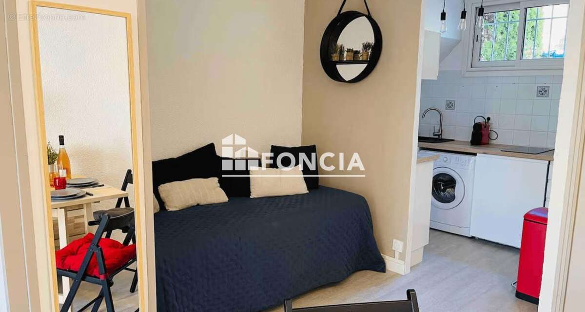 Appartement à ROQUEBRUNE-SUR-ARGENS