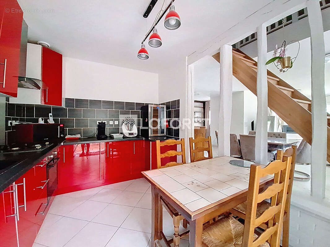 Maison à MARCOUSSIS