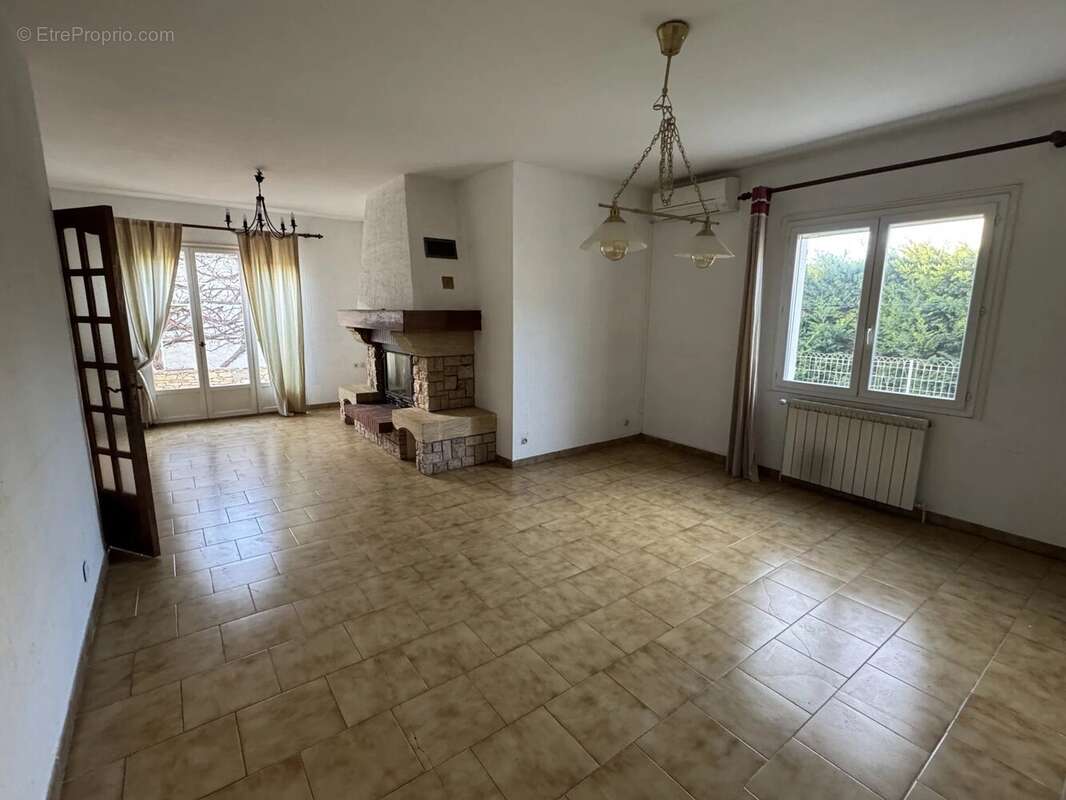 Maison à SALON-DE-PROVENCE