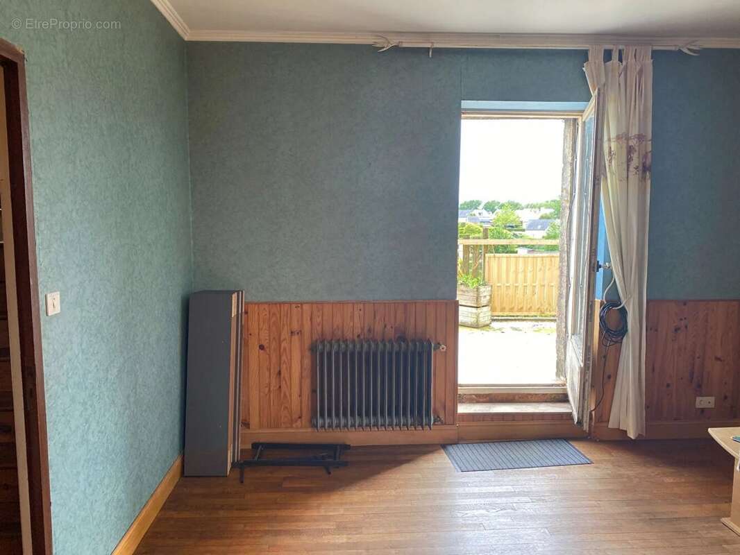 Appartement à ELLIANT