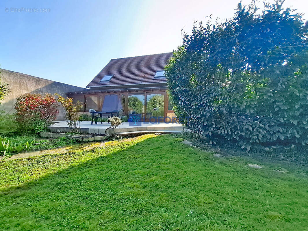 Maison à CHALIFERT