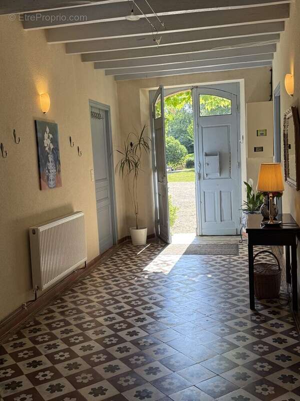 Maison à SEISSAN