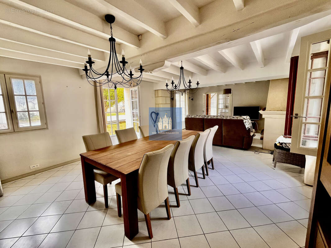 Maison à ANTOIGNE