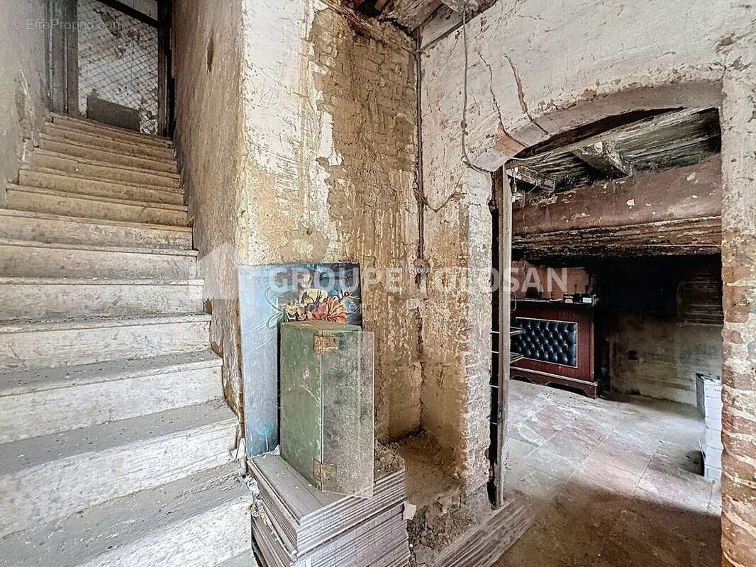 Maison 250 m² à Bessieres  - photo 5