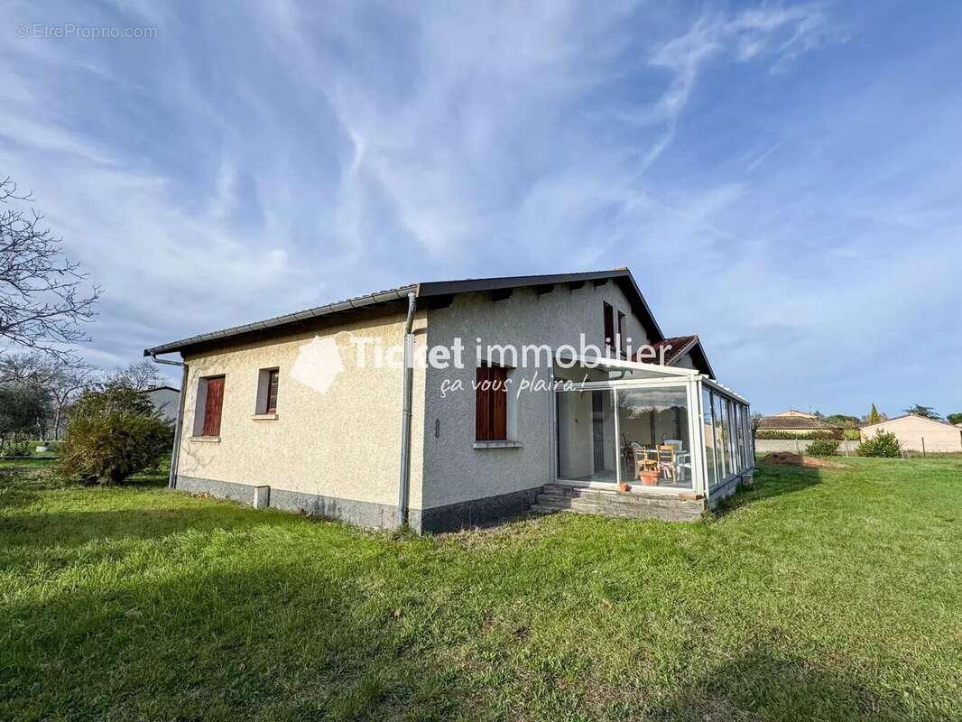 Maison à MONDONVILLE