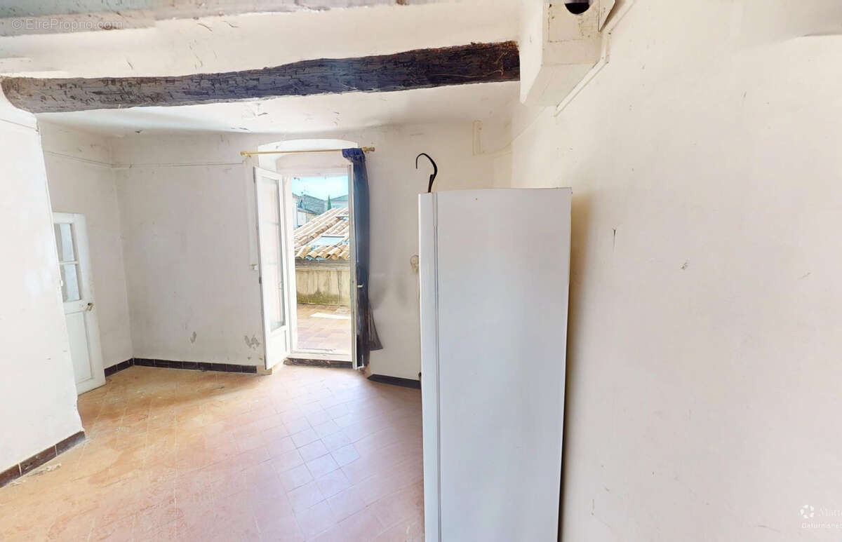 Appartement à PEYROLLES-EN-PROVENCE