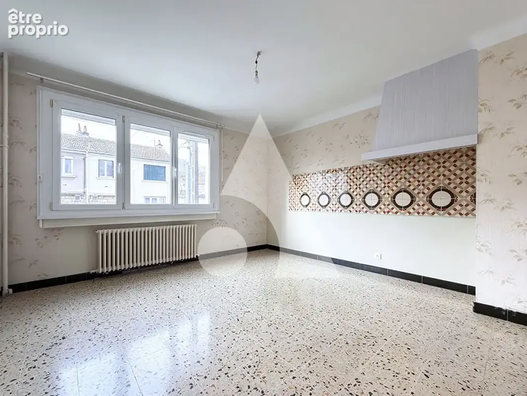 Frouard  - Maison 120 m² avec Jardin, Terrasse et Garage - photo 4
