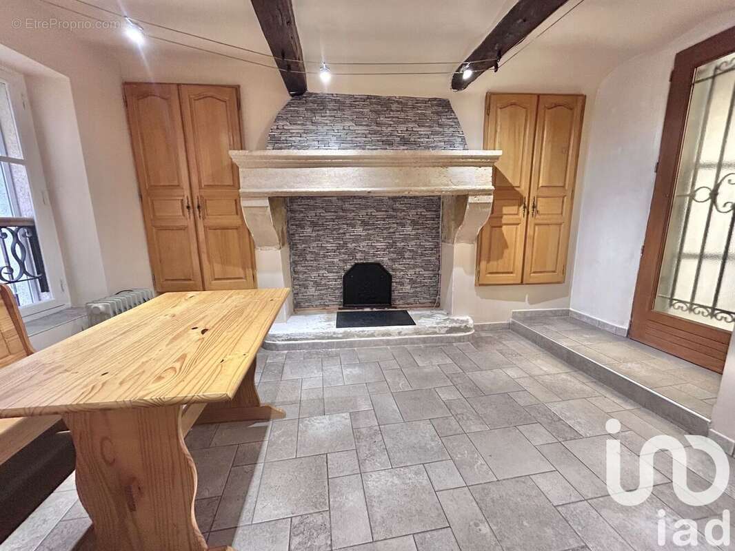 Photo 2 - Maison à GALLARGUES-LE-MONTUEUX