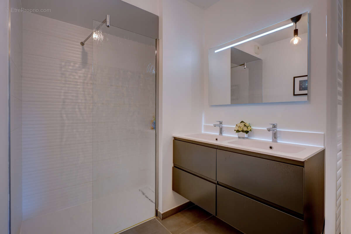 Appartement à LYON-4E