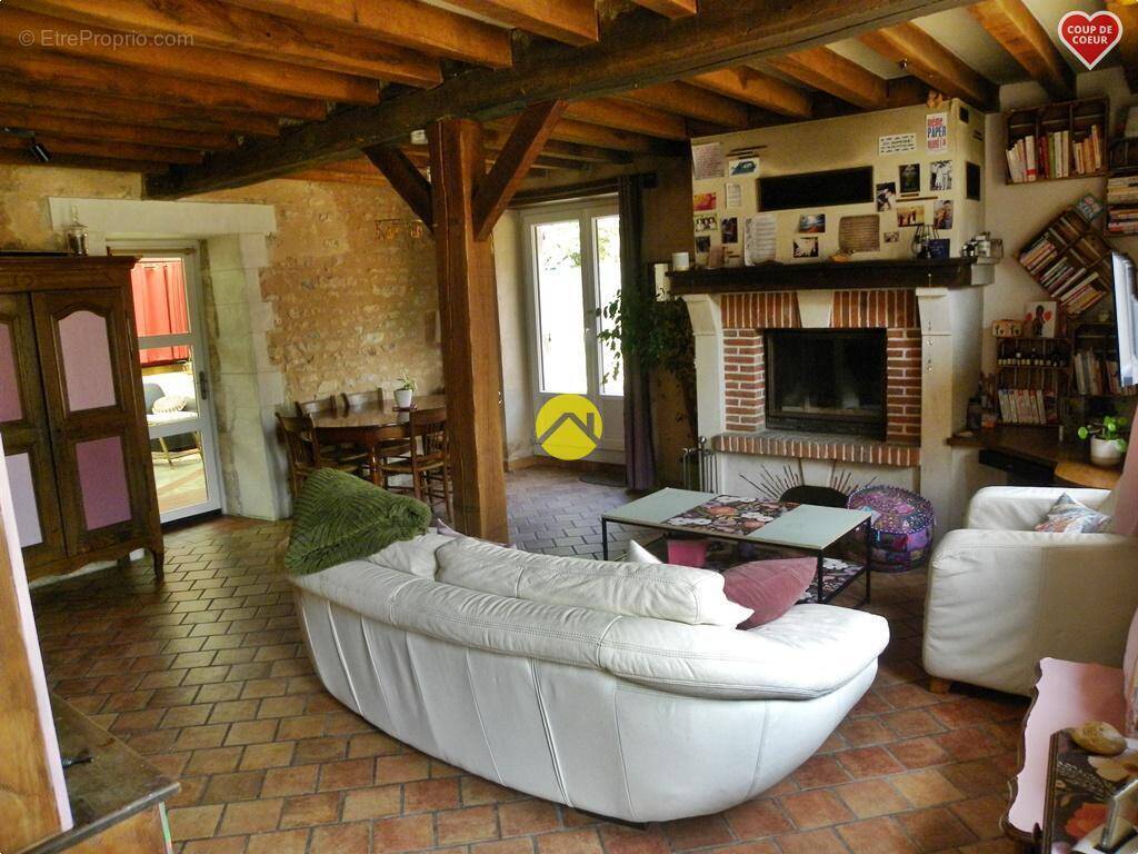 Maison à COSNE-COURS-SUR-LOIRE