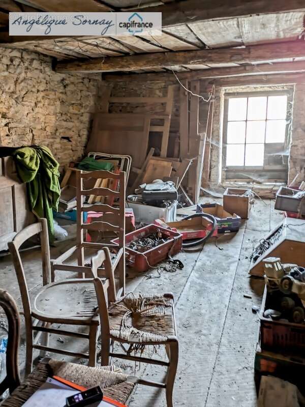 Maison à SAINT-JULIEN