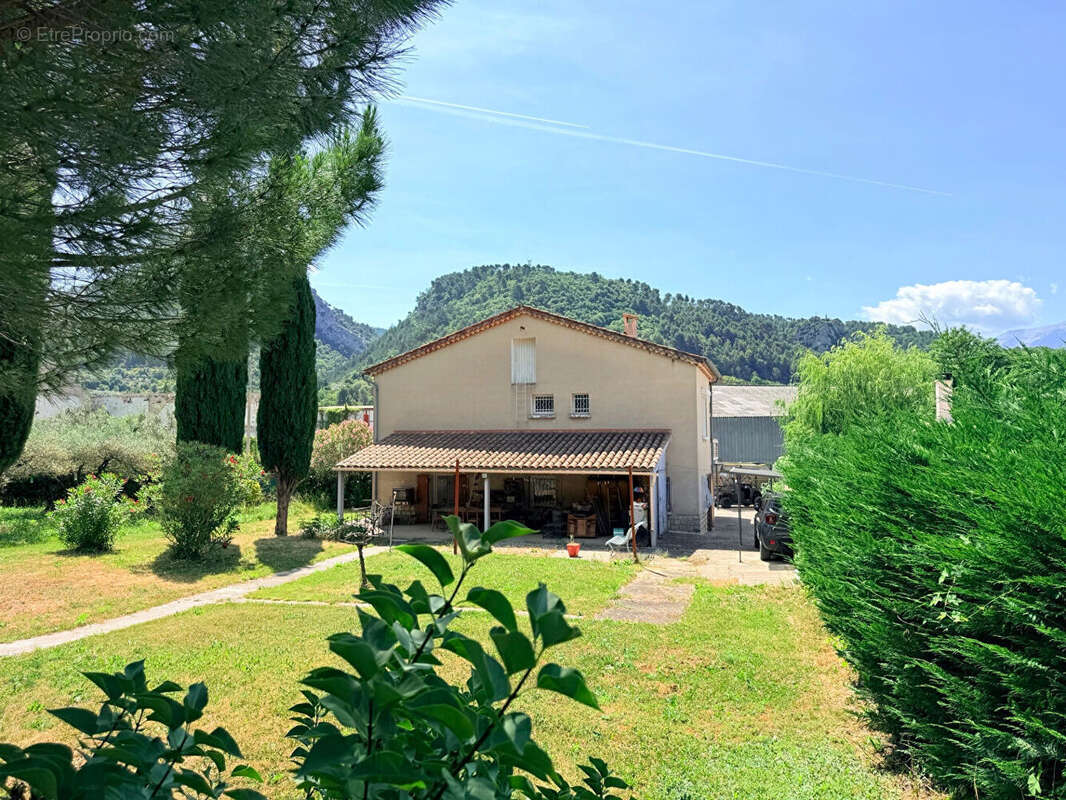 Maison à BUIS-LES-BARONNIES