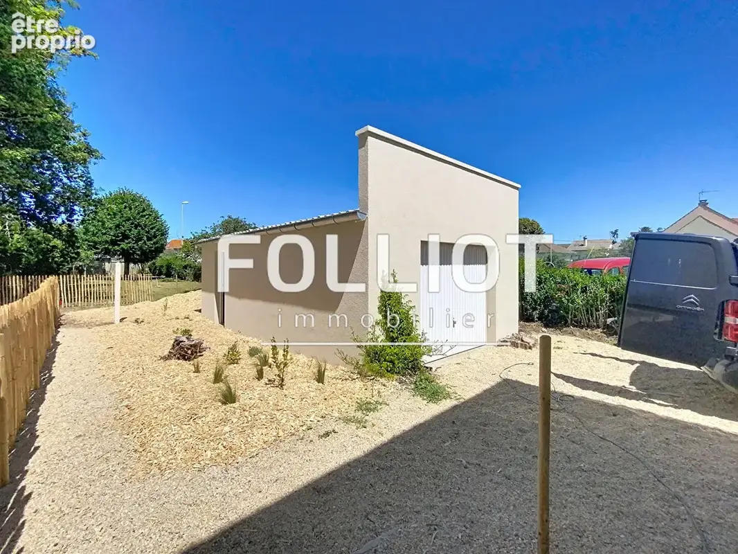 A VENDRE COURSEULLES SUR MER, APPARTEMENT 4 pièces , 3 chambres, 300 mètres de la mer - photo 3