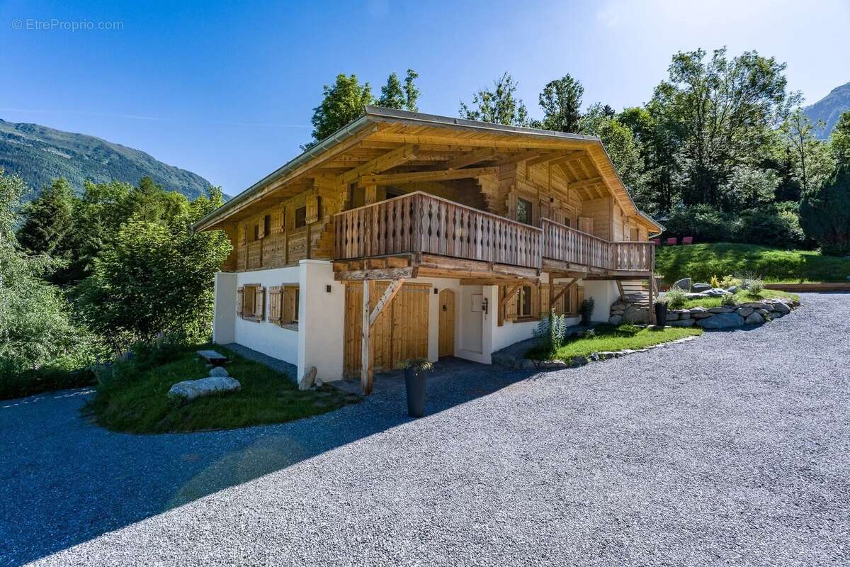 Maison à LES HOUCHES