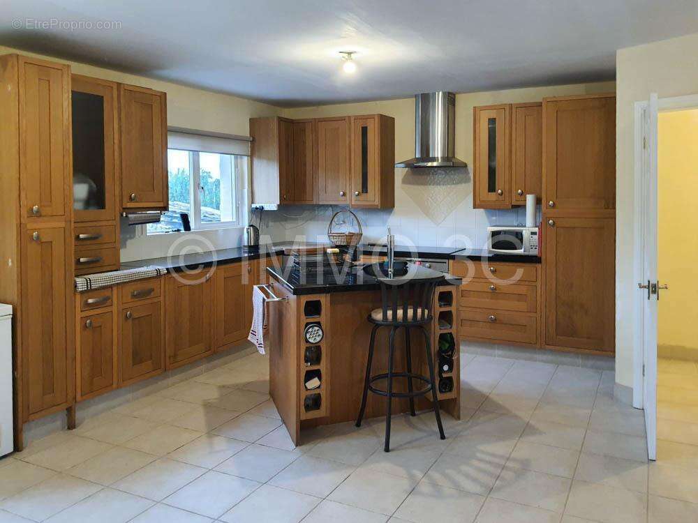 Maison à CHEF-BOUTONNE