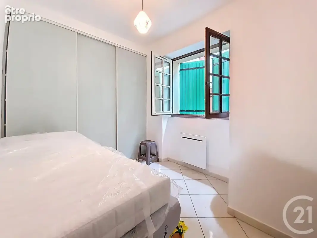 Maison 11 pièces 210 m² à vendre à Roquemaure (30150) - photo 24