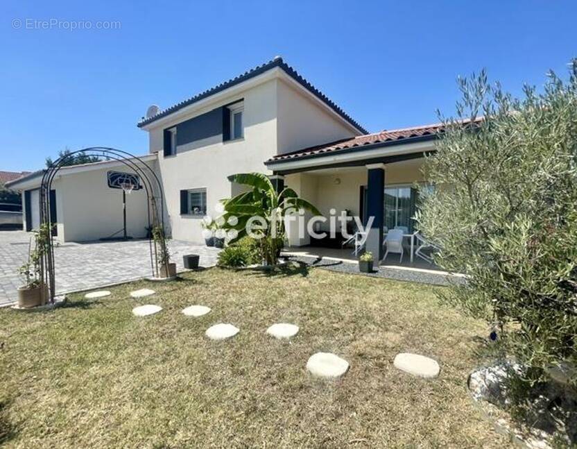 Maison à SAINT-MAURICE-L'EXIL