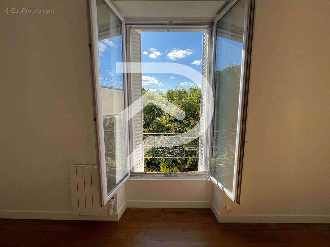 Appartement à ENGHIEN-LES-BAINS