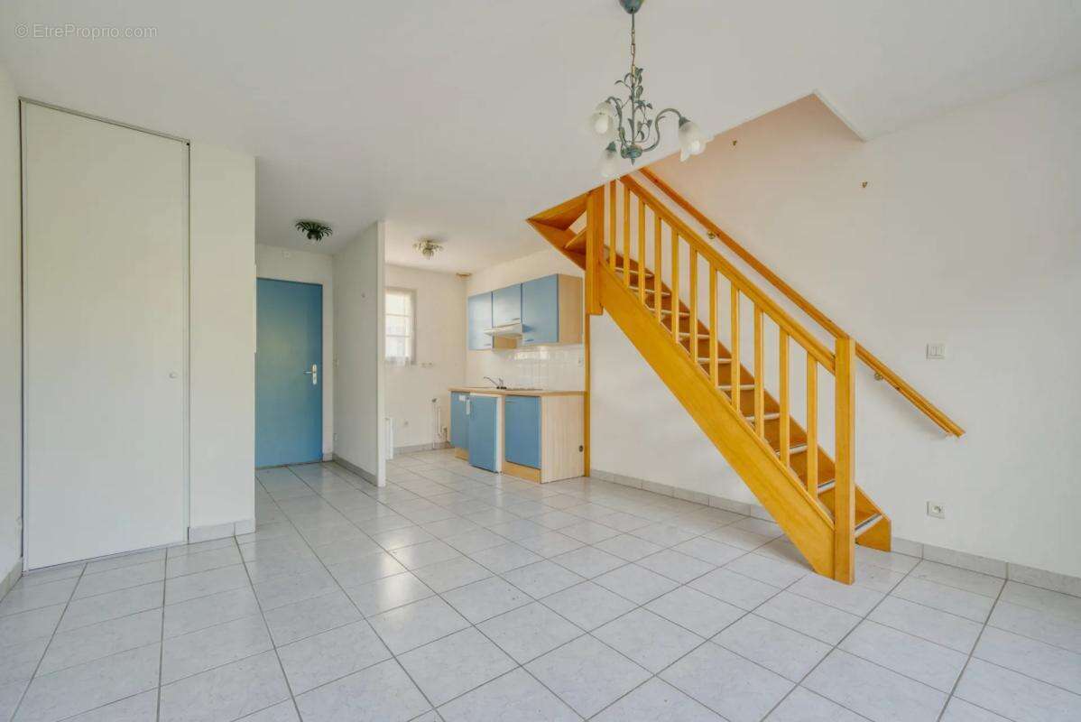 Maison à VAUX-SUR-MER