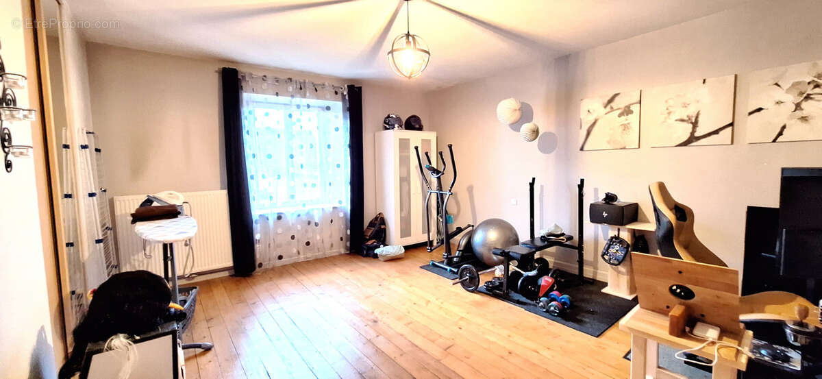 Maison à DOMPIERRE-LES-TILLEULS