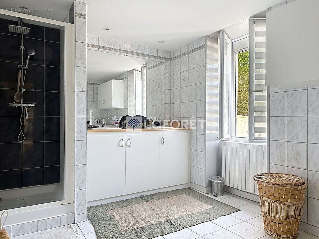 Maison à SAINT-LOUP-LAMAIRE