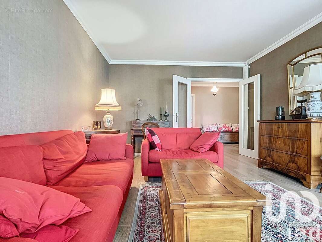 Photo 4 - Appartement à CHEVILLY-LARUE