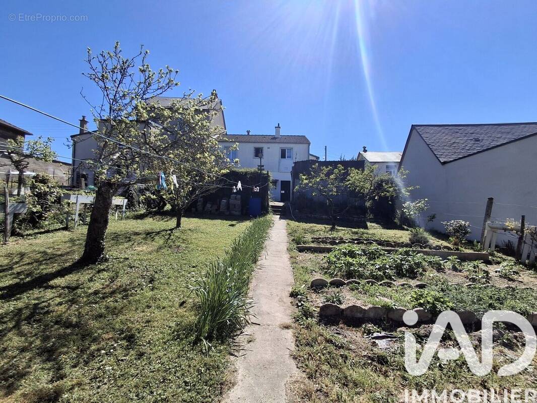 Photo 1 - Maison à TOURS