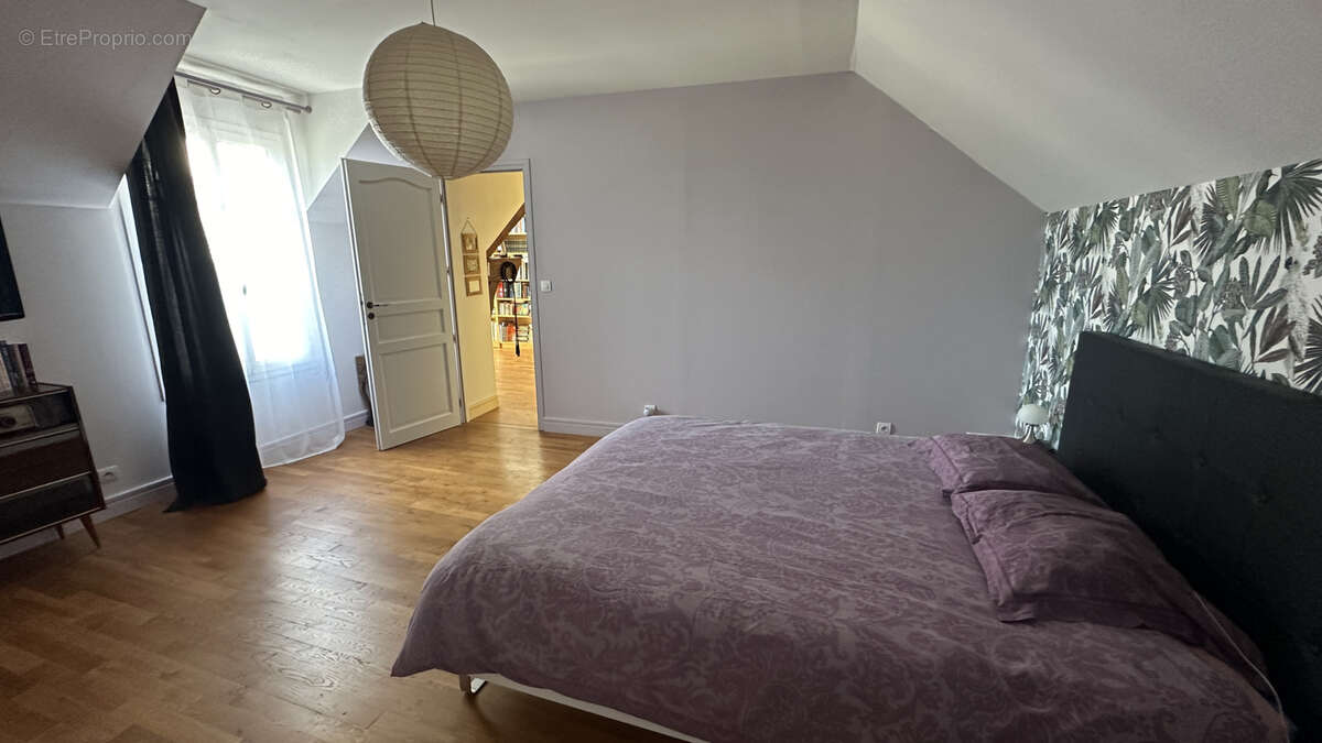 Maison à MAROLLES-EN-HUREPOIX