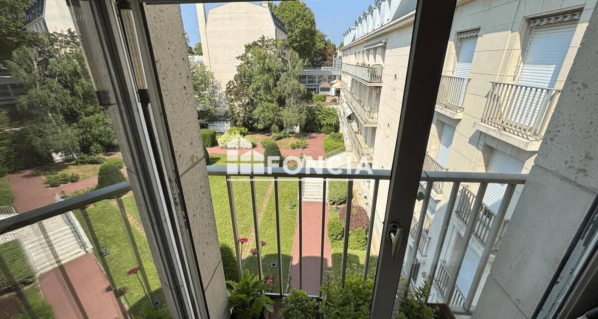 Appartement à VERSAILLES