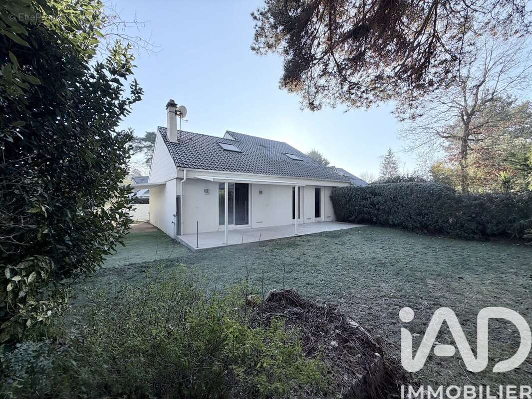 Photo 3 - Maison à VERNEUIL-SUR-SEINE