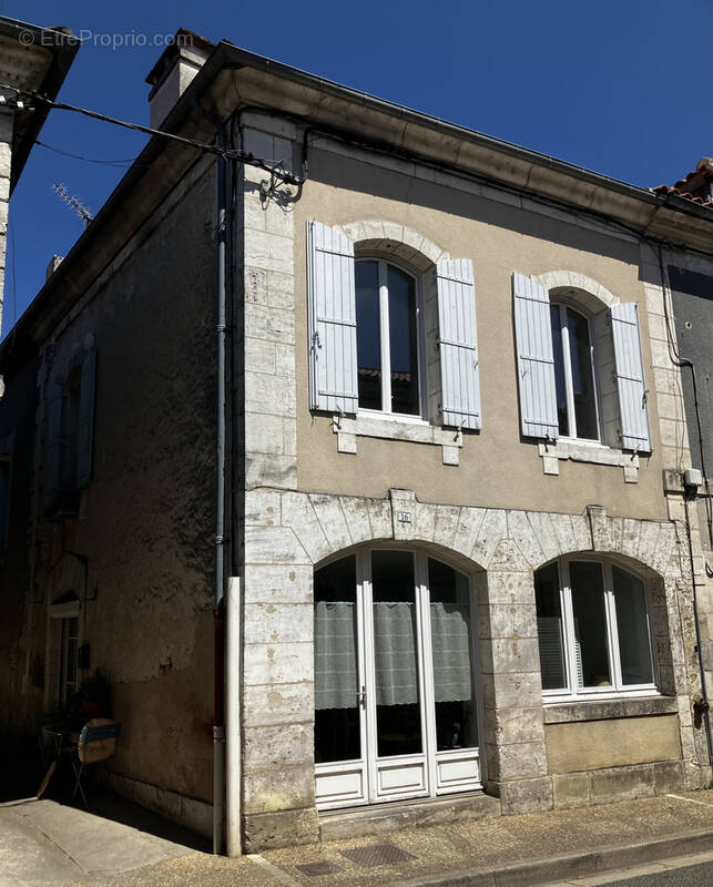 Maison à LISLE