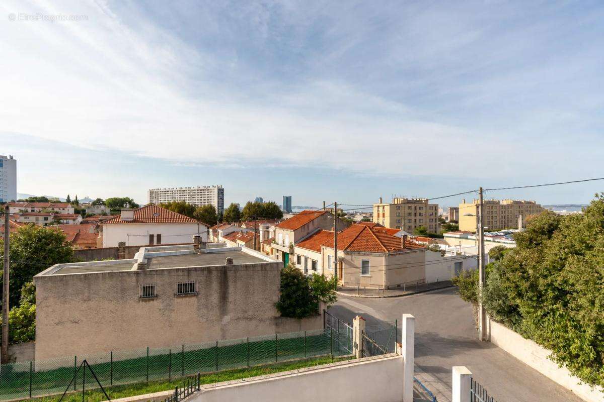 Appartement à MARSEILLE-14E