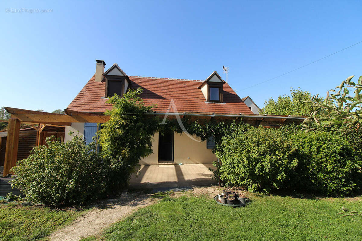 Maison à HUISSEAU-SUR-COSSON