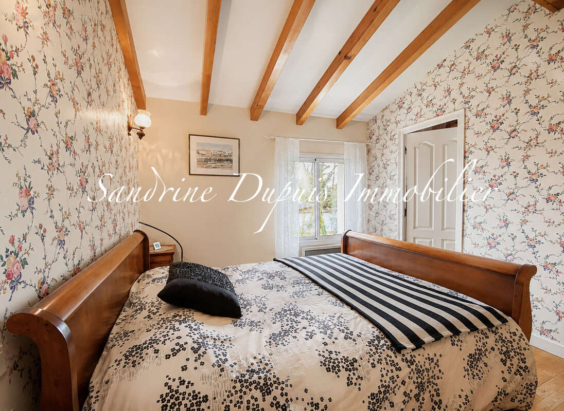 Maison oléronaise   Véranda chauffée   3 chambres   Cadre boisé - photo 7