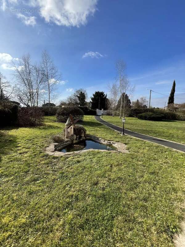 Maison à NEUVILLE-DE-POITOU