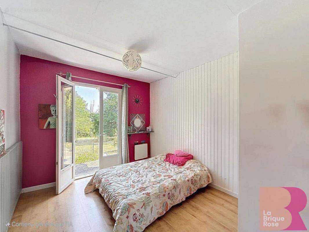 Maison à CASTELNAU-PICAMPEAU