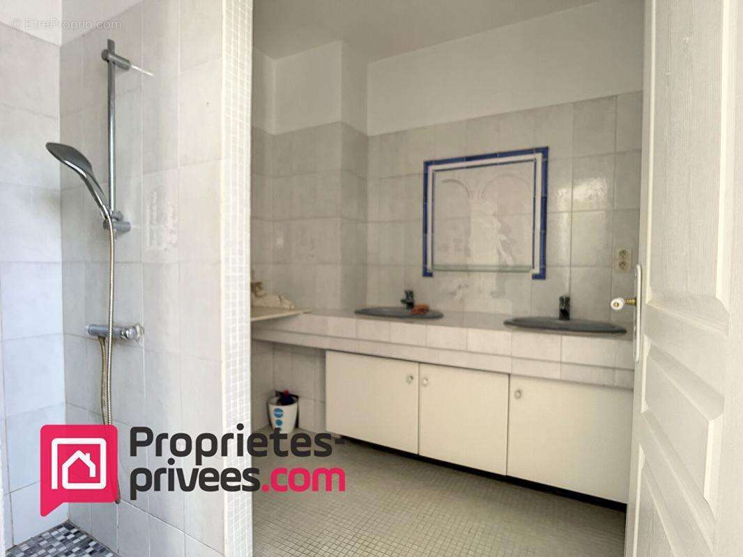 Maison 9 pièces et dépendances - photo 6