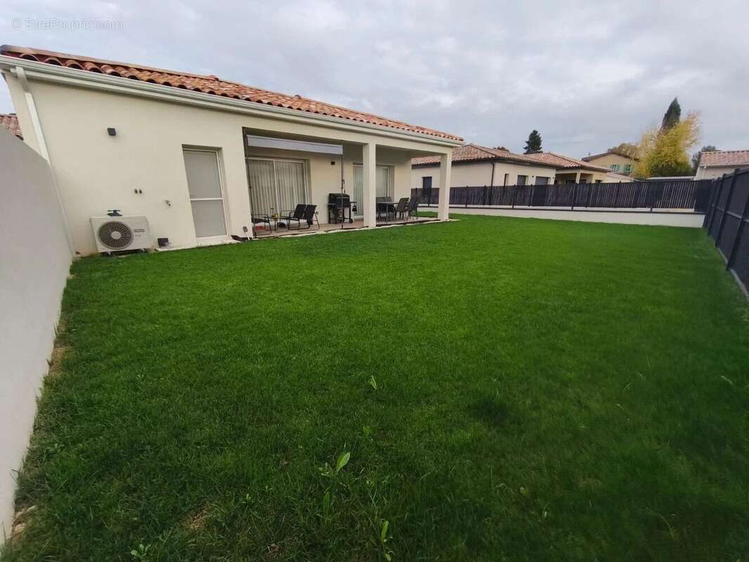 Maison à ROMANS-SUR-ISERE