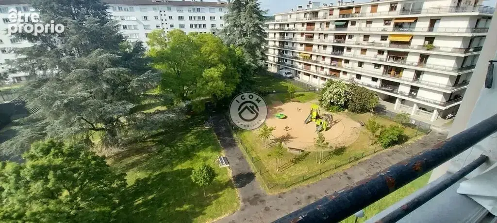 131 m² à réinventer – 5 chambres – vue parc - photo 15